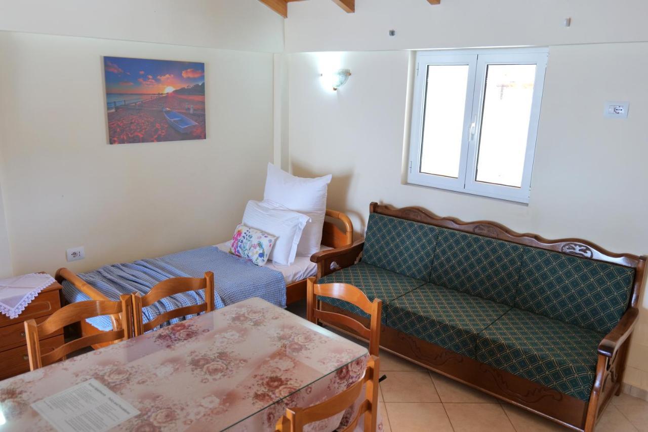 Kristal Apartments Ksamil Ngoại thất bức ảnh