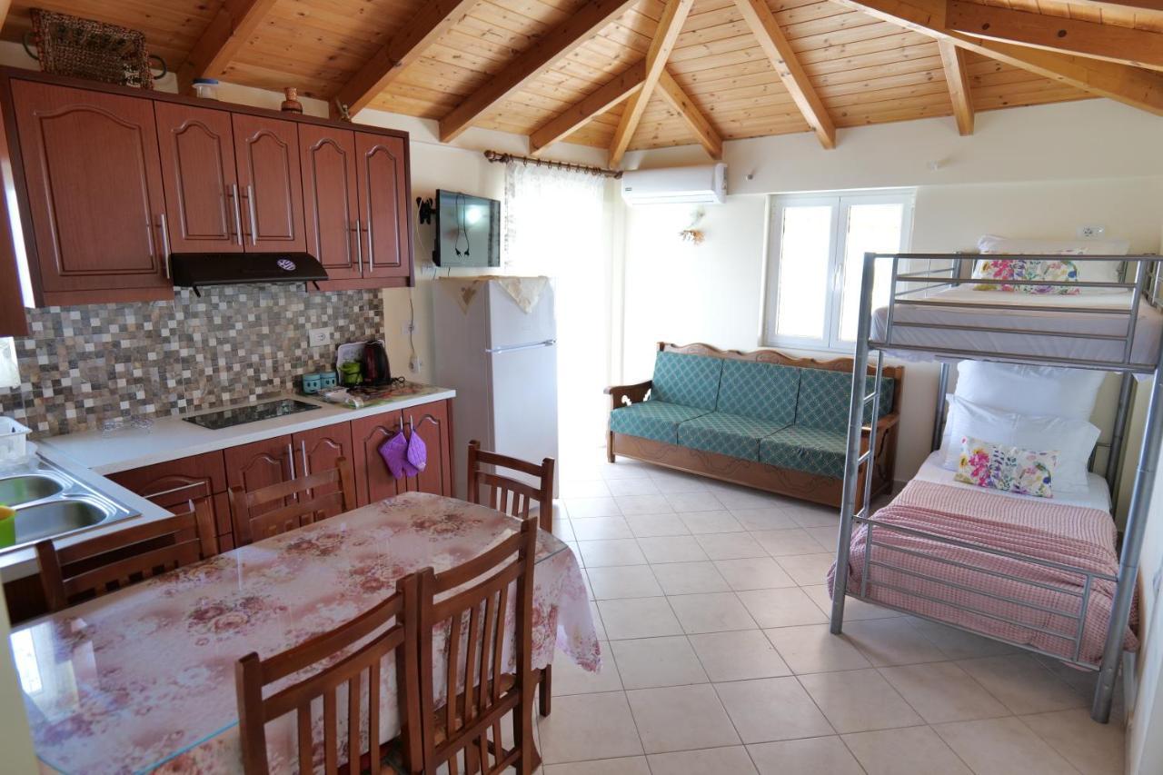 Kristal Apartments Ksamil Ngoại thất bức ảnh