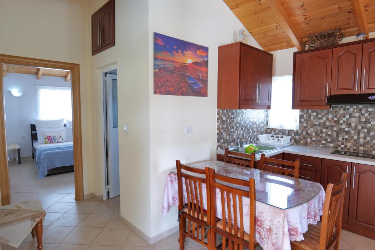 Kristal Apartments Ksamil Ngoại thất bức ảnh